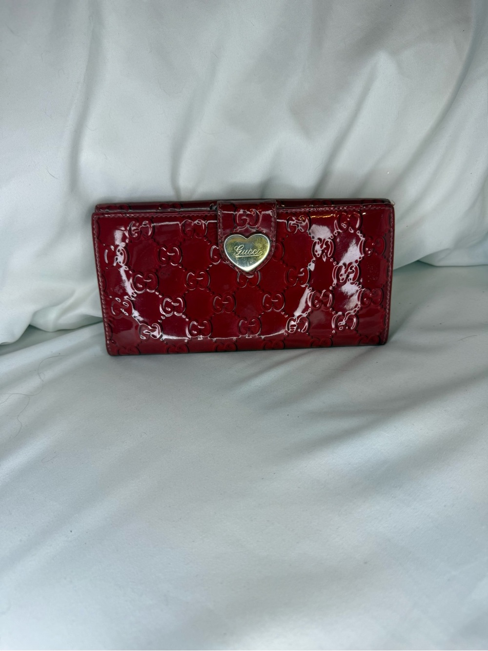 Gucci Glossy Red Patent Leather Heart-Emblem Continental Wallet